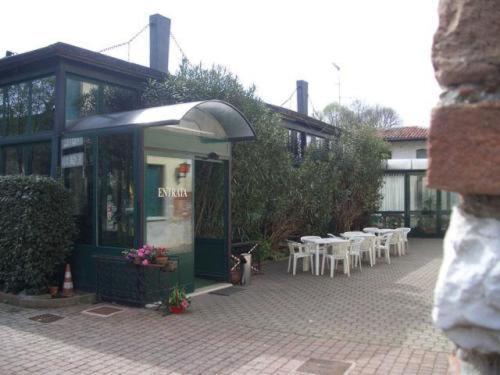 Hotel Il Granaio Porto Mantovano Exterior photo